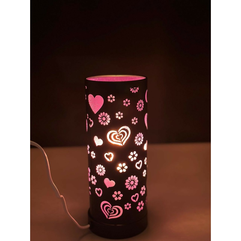 Blossom Hearts Mood Lamp Pink Modern Creative Personality Carved Beautiful Butterfly Pattern Cloth Cover Wrought Iron Chassis Strong and Durable Living Room Study Bedroom Bedside Home Decoration Desk Lamp Decorative