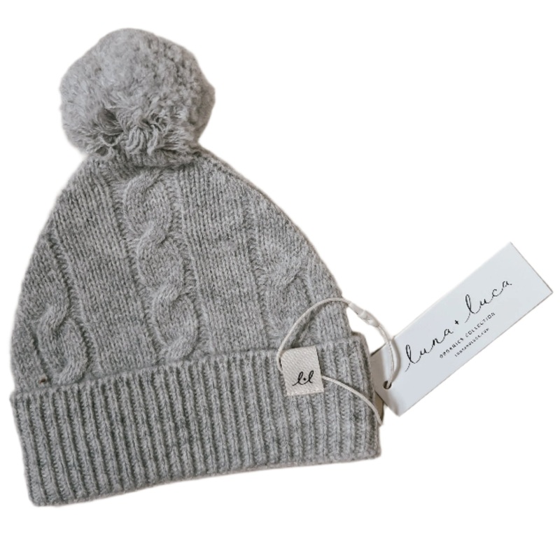 Luna + Luca Cable Knit Pom Beanie – Heather Gray