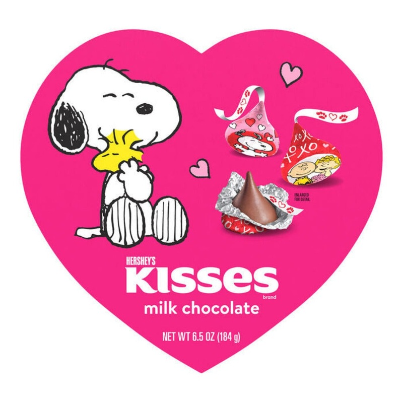 Snoopy Heart Box of Hershey Kisses