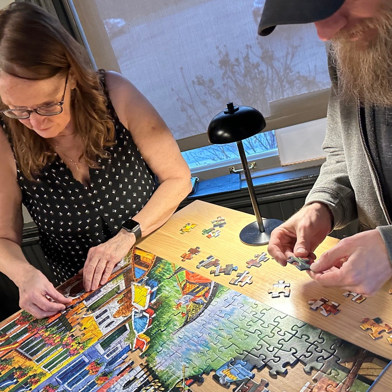 May Puzzling Partners Showdown – 300 pc Puzzle Competition (Team of 2)