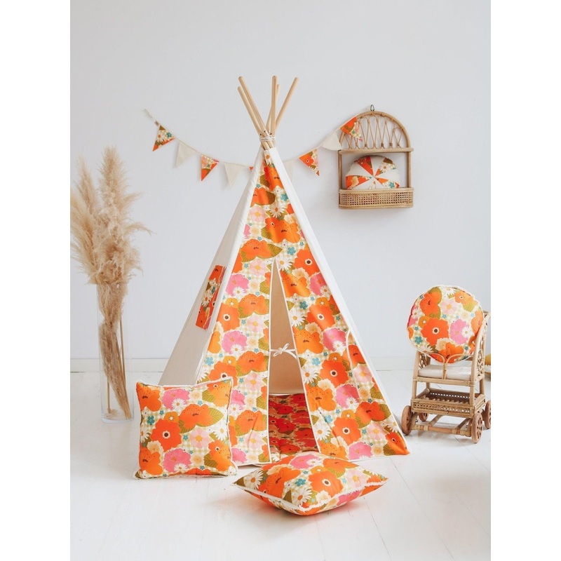 Picnic with Flowers Teepee Tent