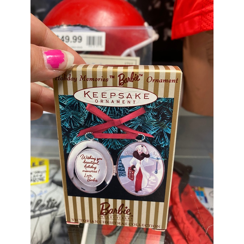 1997 Holiday Memories Barbie Ornament