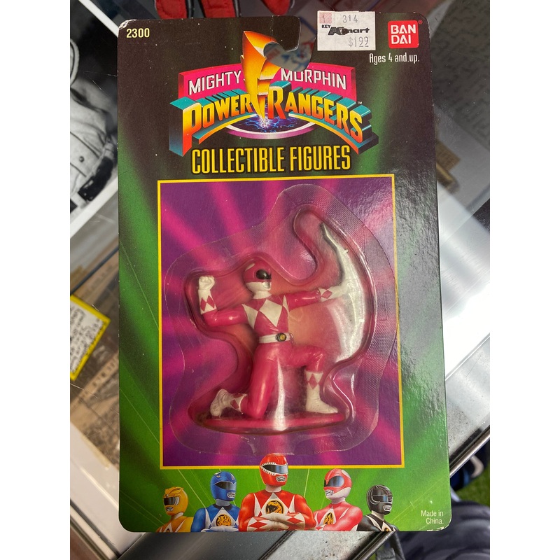 3 Mighty Morphin Collectible Figure