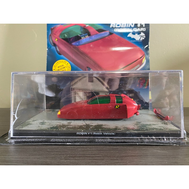 Batman Automobilia Robin #1