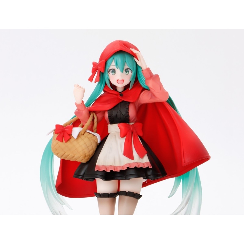 Vocaloid Hatsune Miku (Little Red Riding Hood) Wonderland Figure Reissue (Pre Order)