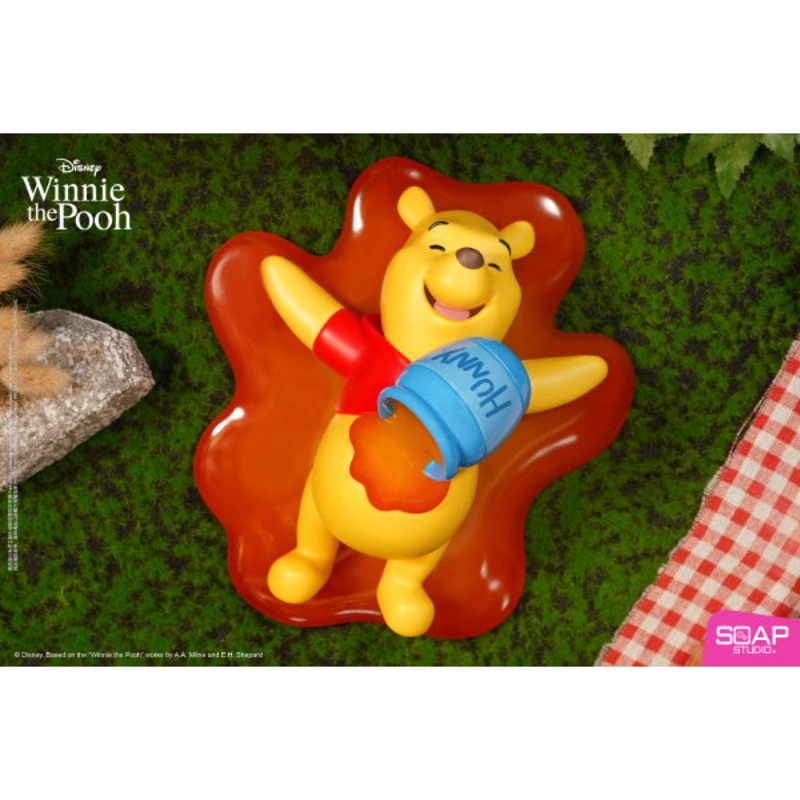 Winnie the Pooh Honey-bath Figure
